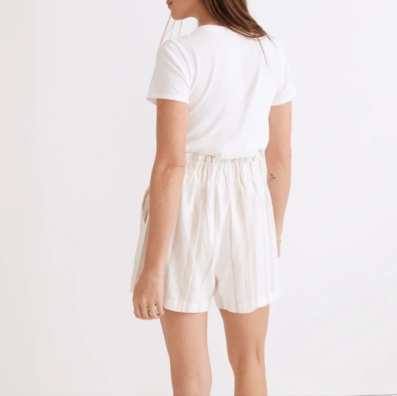 Madewell Linen-Blend Pull-On Paperbag Shorts: Undyed Stripe Edition - Picture 3 of 7